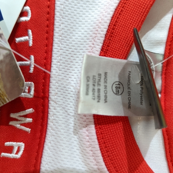 18 Months NHL New Hockey Jersey - Boy or Girl - Picture 4 of 6